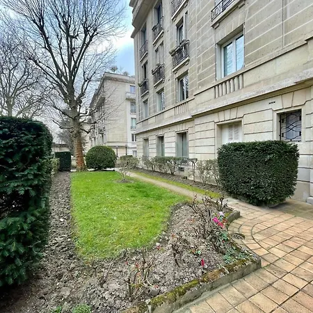 Auteuil Suchet Paryż