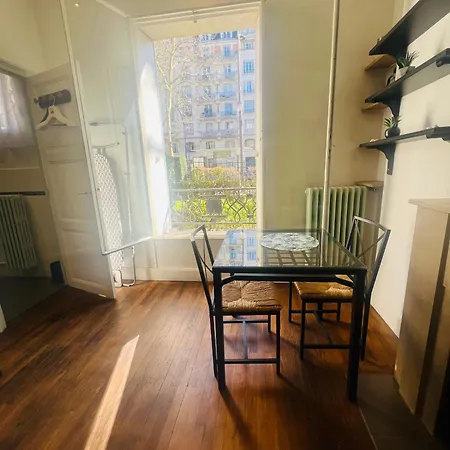 Auteuil Suchet Apartment Paris